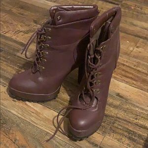 Women’s High Heel Shoes